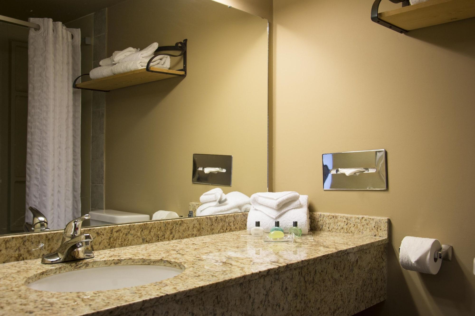 Hotel Tonquin 3*